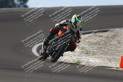 media/Nov-02-2025-Lets Ride (Sun) [[f7a3caa734]]/B Group/1220pm (Turn 2 Outside)/